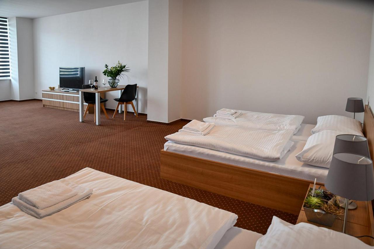 Hotel Fabrika Uherské Hradiště Extérieur photo