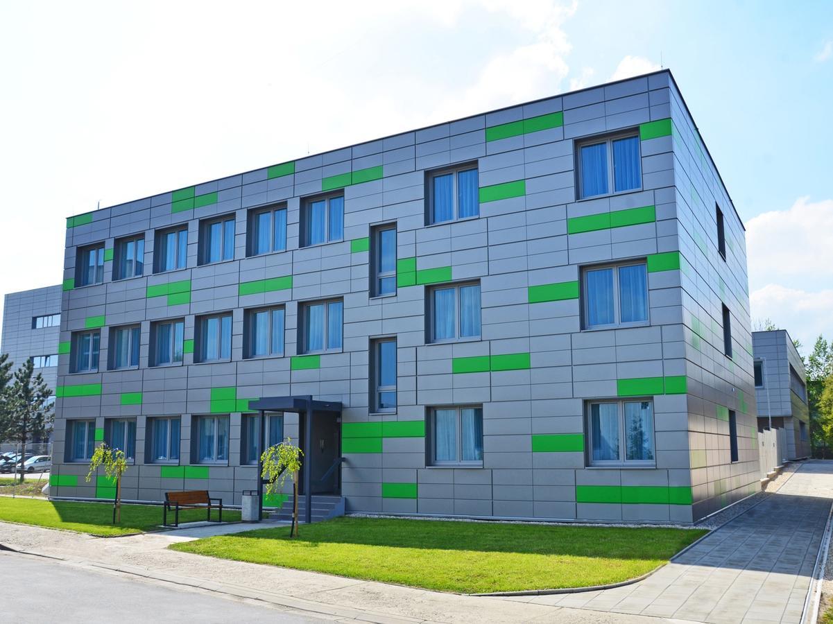 Hotel Fabrika Uherské Hradiště Extérieur photo